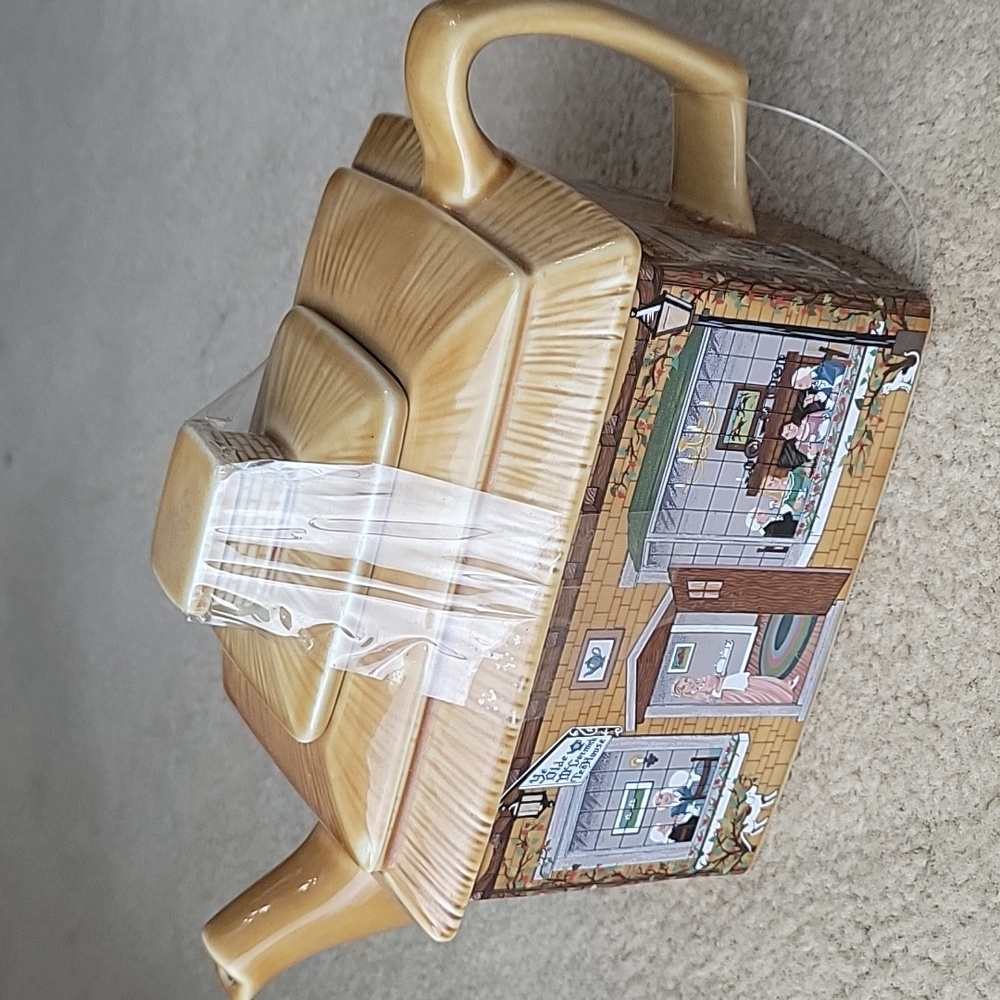Vintage Charming Illustrated Tan Teapot